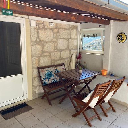 Apartment Cacini Dvori Lastovo المظهر الخارجي الصورة