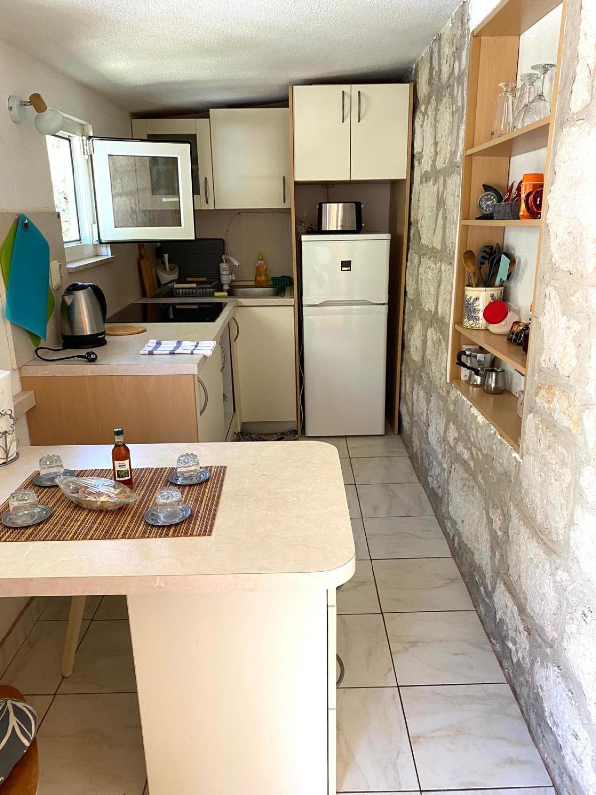 Apartment Cacini Dvori Lastovo المظهر الخارجي الصورة